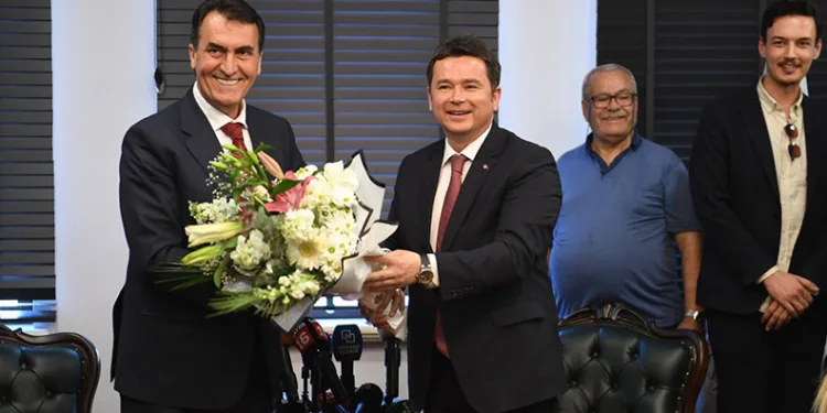 Osmangazi Belediyesi’nde örnek devir teslim