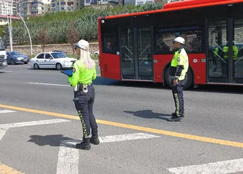Başkentte 2 bin polisle bayram trafiği denetimi