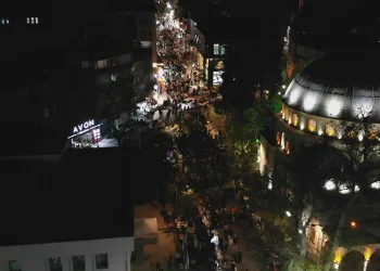 Bursa’da çarşılarda bayram yoğunluğu
