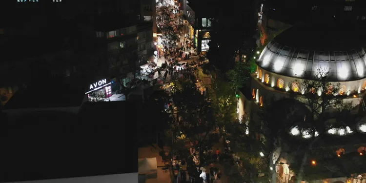 Bursa’da çarşılarda bayram yoğunluğu