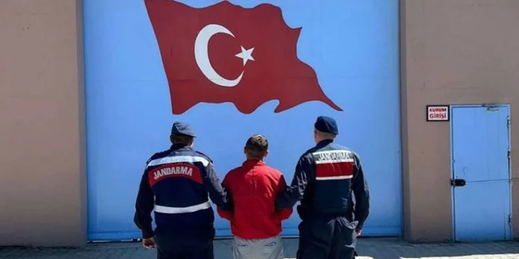 18 yıl hapis cezasıyla aranıyordu yakalandı