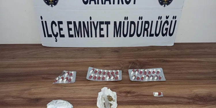 Dur ihtarına uymayan 2 şüpheli yakalanınca üzerinden uyuşturucu çıktı