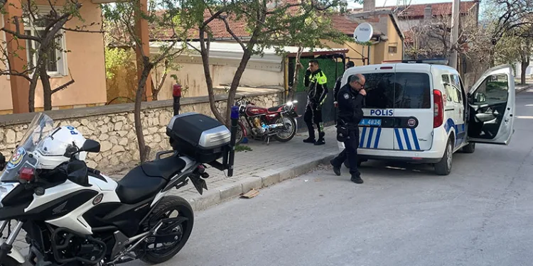 Polisten kaçan motosiklete değeri kadar ceza yazıldı