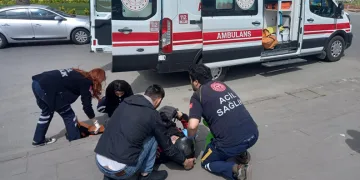 Devrilen motosikletin sürücüsü yaralandı