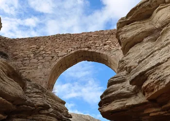 5 bin yıllık Şeytan Köprüsü