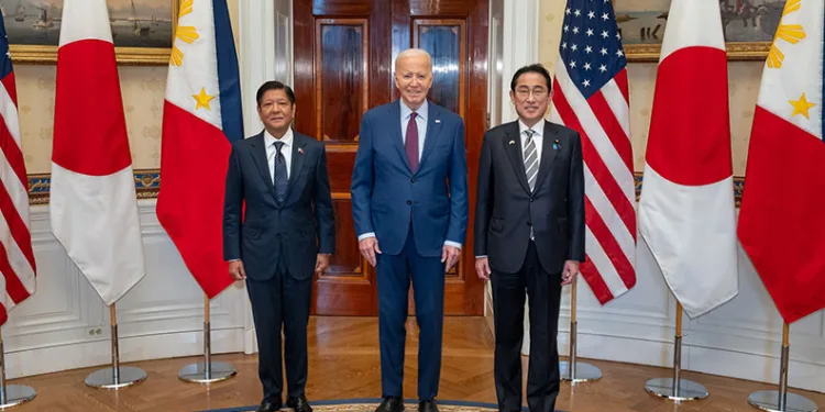ABD, Japonya ve Filipinler liderlerinden üçlü zirve
