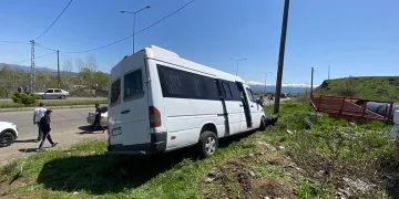 Bingöl’de trafik kazası: 4 yaralı