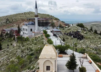 Kırşehir’de köylüler yağmur duasına çıktı