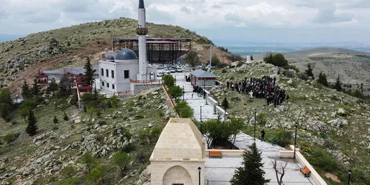 Kırşehir’de köylüler yağmur duasına çıktı