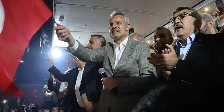 Cumhur İttifakı Hatay Büyükşehir Belediye Başkan Adayı Öntürk’den zafer konuşması