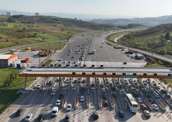 Ramazan Bayramı tatilinde otoyollardan 11,2 milyon araç geçti