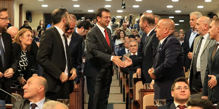 İBB’de seçim sonrası ilk toplantı