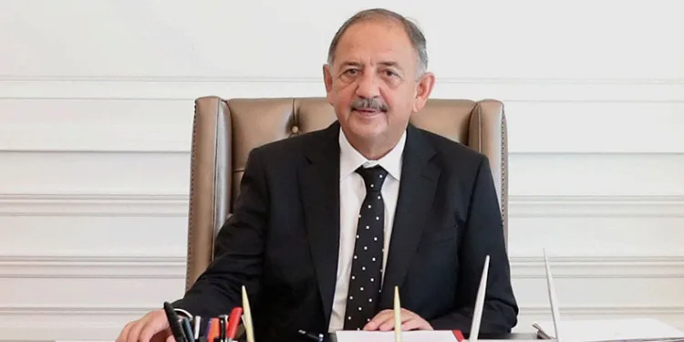 “Elimiz, gözümüz, gönlümüz deprem bölgesinde”