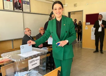 Burdur’da ilk kadın belediye başkanı oldu