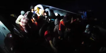Ayvacık açıklarında 29 kaçak göçmen yakalandı