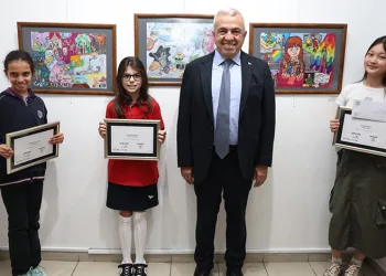 Geleceklerine dair hayallerini resimle anlattılar