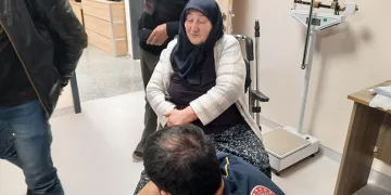 Depremzede yaşlı kadın korku dolu anları anlattı