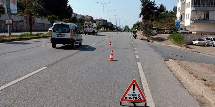 Bursa’da hız sınırı aşan sürücülere ceza