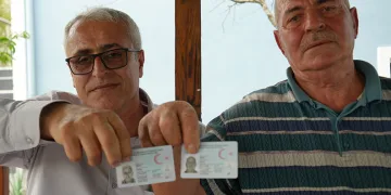 Babasıyla aynı adı taşıdığı için muhtarlığı düşmüştü, YSK kararını verdi