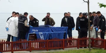 Göçük altında kalan işçi hayatını kaybetti