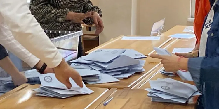 Düzce’de eşit oy alan muhtarların seçimi yenilenecek