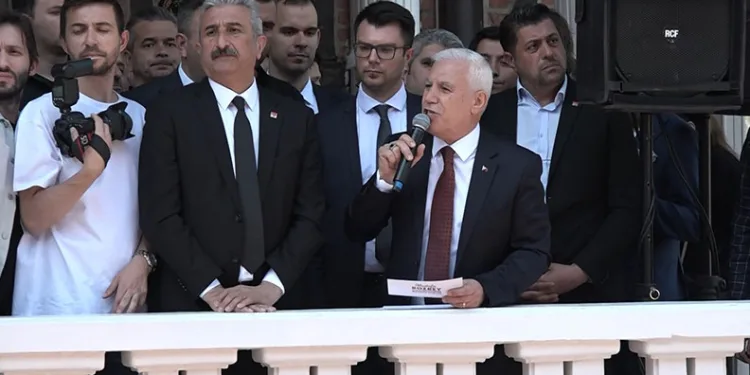 Mustafa Bozbey göreve başladı, ilk mesajını verdi