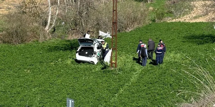 Bursa’da cenazeye giderken trafik kazasında hayatını kaybetti