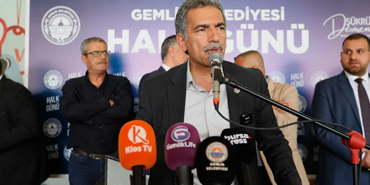 Şükrü Deviren ‘Halk Günü’nde vatandaşları dinledi