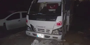 At eti baskını: Kamyonetten at eti çıktı, ahırda ise 3 at bulundu