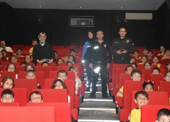 Çocuklara siber temalı animasyon gösterisi