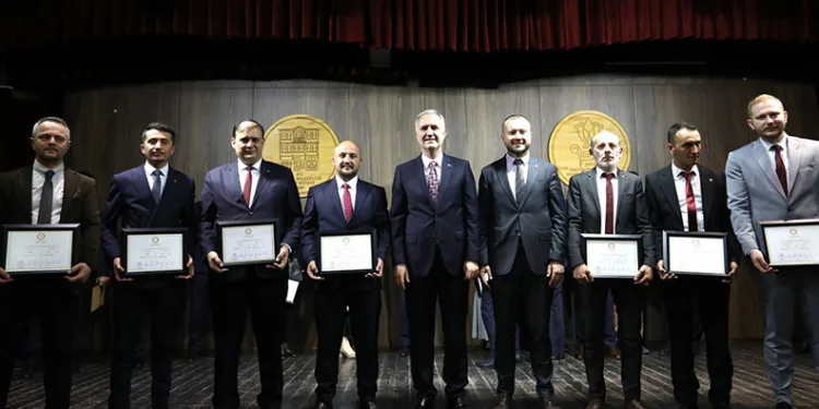 Alper Taban mazbatasını aldı