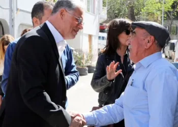 Deniz Dalgıç belediye çalışanlarıyla bayramlaştı