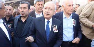 Kemal Kılıçdaroğlu, CHP Kayseri İl Başkanı’nın oğlunun cenazesine katıldı