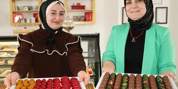 Eşi seviyor diye atölye kurdu