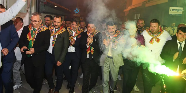Erkan Aydın’a coşkulu karşılama