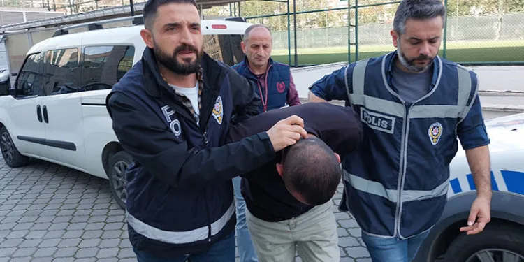 Balkondan evine girdiği komşusuna tecavüze kalkıştı