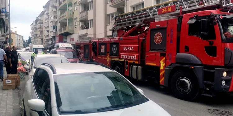Bursa’da yangın alarmı felaketi önledi