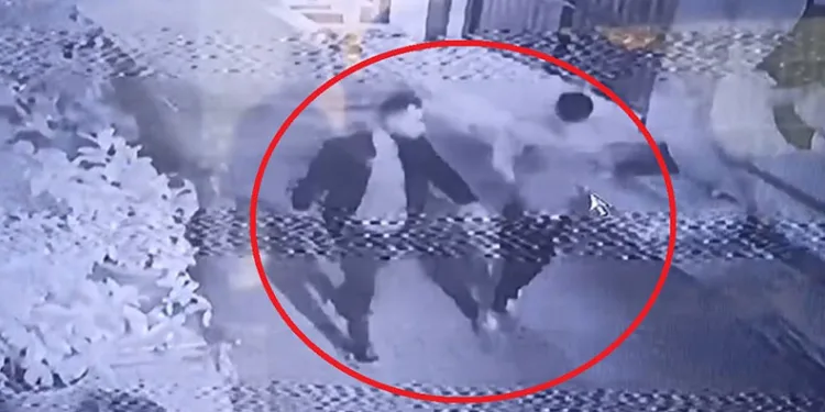 Bursa’da sevgilisinin canı sıkıldı diye otomobil çaldı