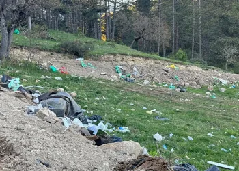 Yaylayı çöplüğe çevirdiler