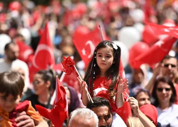 Bursa’da 23 Nisan coşkusu
