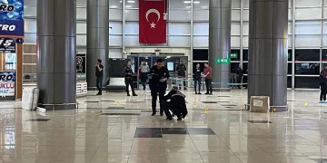 Terminalde silahlı kavga: 10 yaralı