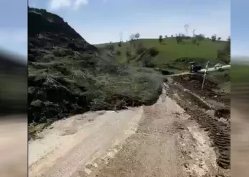 Heyelan anı saniye saniye kaydedildi
