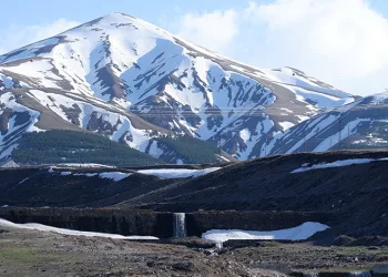 Erzurum’da karlı bahar