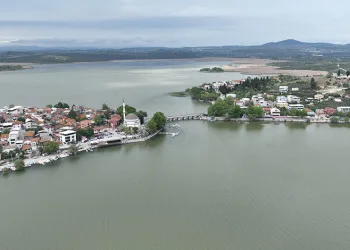 Tarihi ve doğasıyla ünlenen Gölyazı turistleri bekliyor