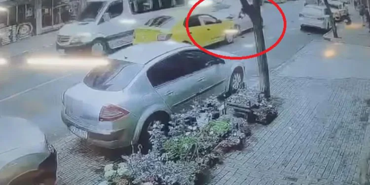 Bursa’da zincirleme kaza: 4 araç birbirine girdi
