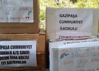 Miniklerden deprem bölgesine yardım eli