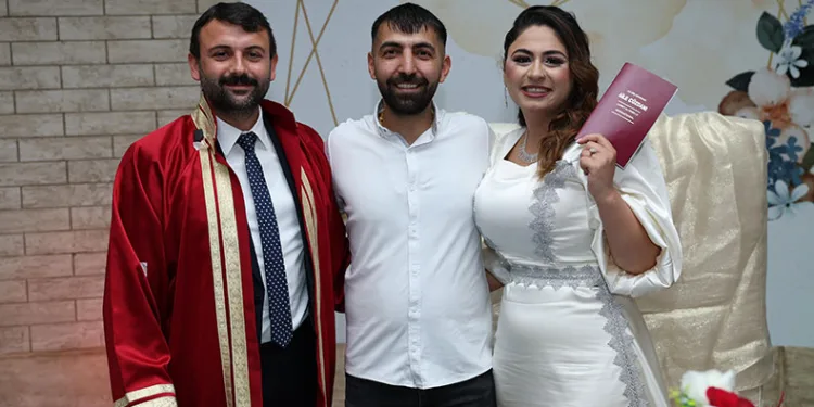 Başkan Sarıyıldız, ilk nikahını kıydı