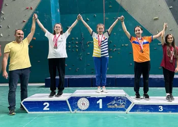 Okul sporlarında İnegöl Belediyespor farkı