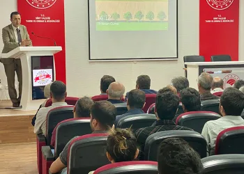 Siirt Fıstığı üretimine yönelik eğitimler devam ediyor