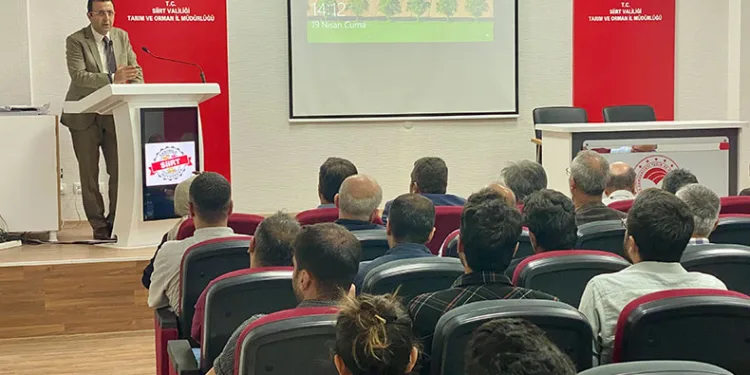 Siirt Fıstığı üretimine yönelik eğitimler devam ediyor